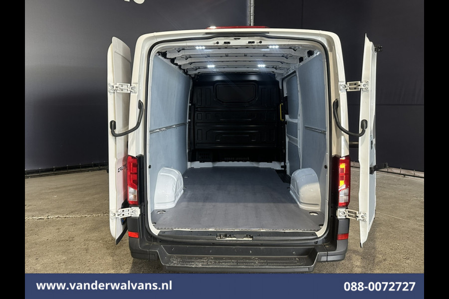 Volkswagen Crafter 2.0 TDI L3H2 L2H1 Euro6 Airco | Apple Carplay | Chauffeursstoel | Android Auto Bijrijdersbank