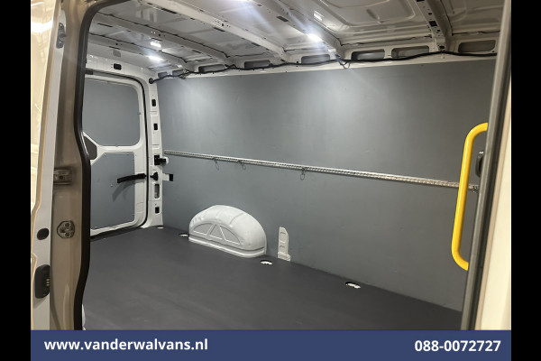 Volkswagen Crafter 2.0 TDI L3H2 L2H1 Euro6 Airco | Apple Carplay | Chauffeursstoel | Android Auto Bijrijdersbank