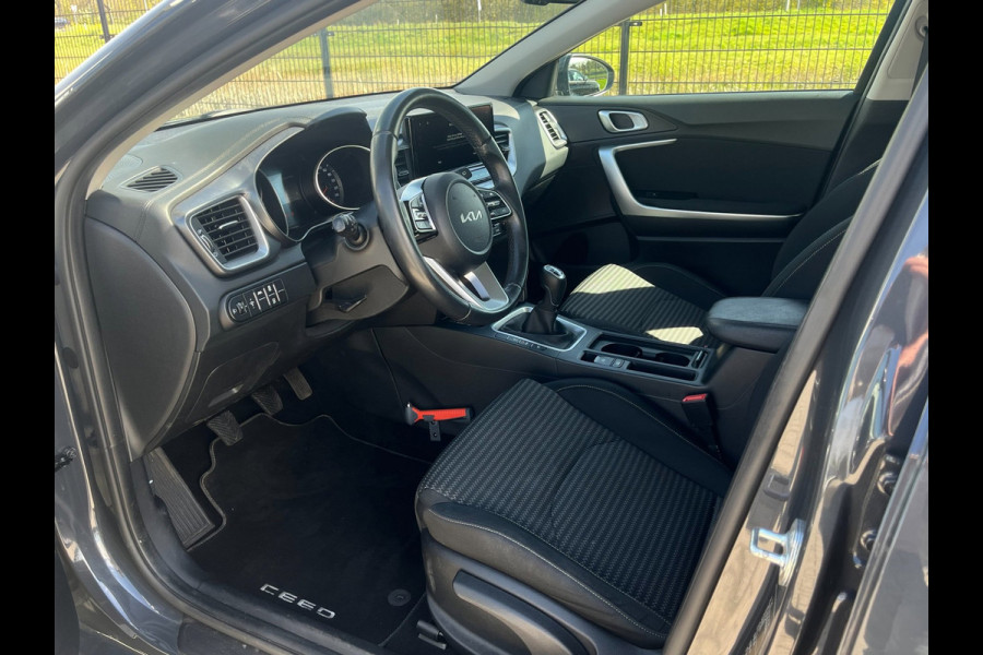 Kia Ceed Sportswagon 1.0 T-GDi DynamicLine | 1ste Eigenaar | Carplay | Camera |