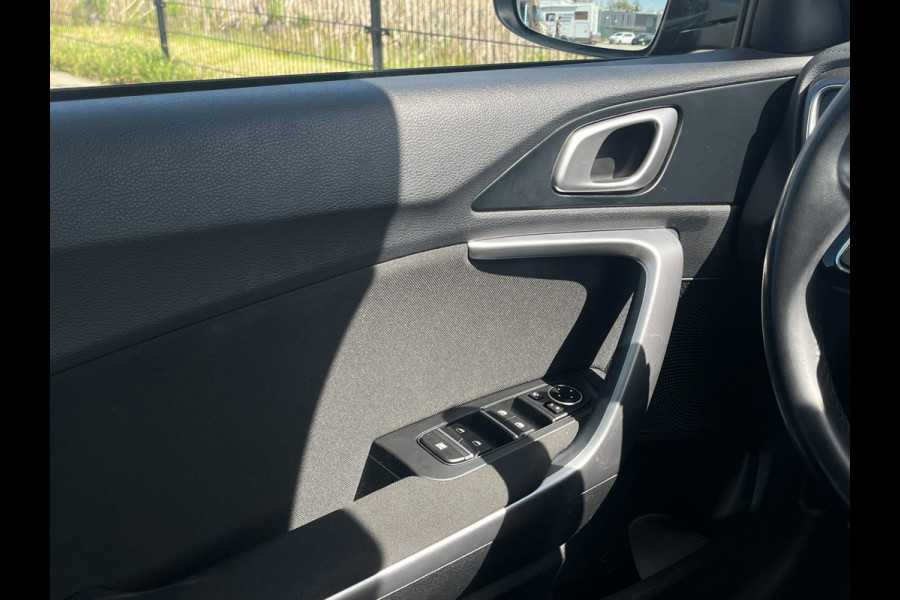 Kia Ceed Sportswagon 1.0 T-GDi DynamicLine | 1ste Eigenaar | Carplay | Camera |