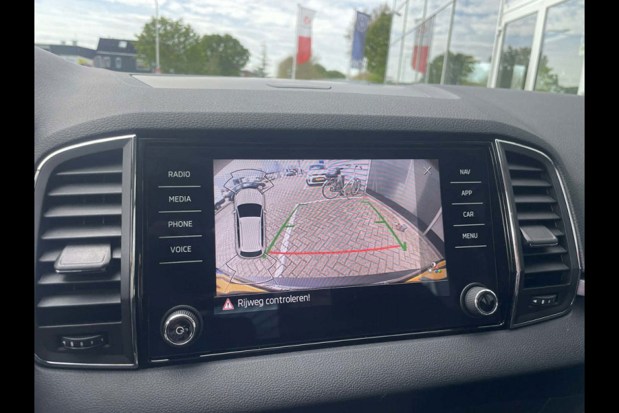 Škoda Karoq 1.5 TSI ACT Business Edition / automaat / stoelverwarming