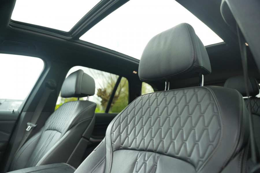 BMW X5 xDrive45e High Executive Panoramadak Adapt. Cruise Laser LED Luxe Leder HeadUp 22''LM