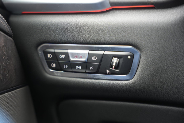 BMW X5 xDrive45e High Executive Panoramadak Adapt. Cruise Laser LED Luxe Leder HeadUp 22''LM