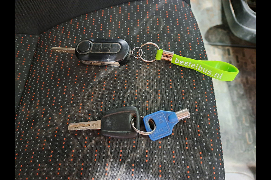 Citroën Jumper 35 2.0 L3H2 Airco/ECC Navi, Cruise Control, Euro6, Trekhaak, 130Pk, Imperiaal!