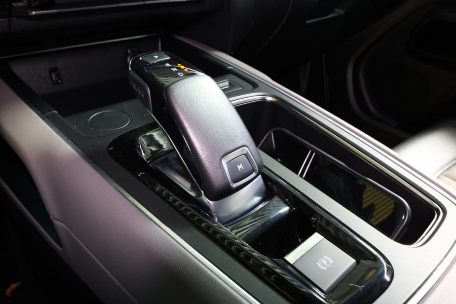 Citroën C5 Aircross 1.2 PureTech C-Series AUTOM NAVI CLIMA CARPLAY "21