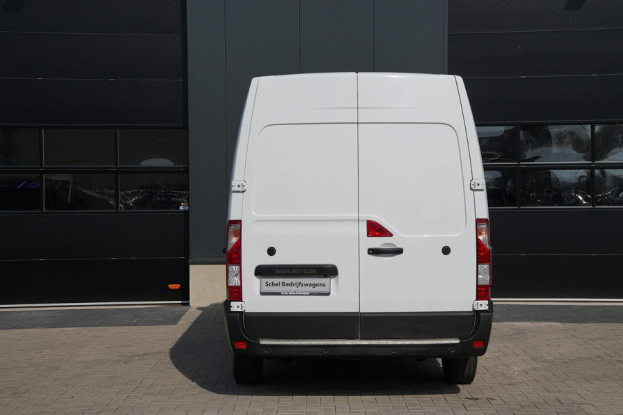 Renault Master T35 2.3 dCi 150 L3H2 Energy 150pk - Geveerde stoel - Camera - Cruise - Airco - Rijklaar