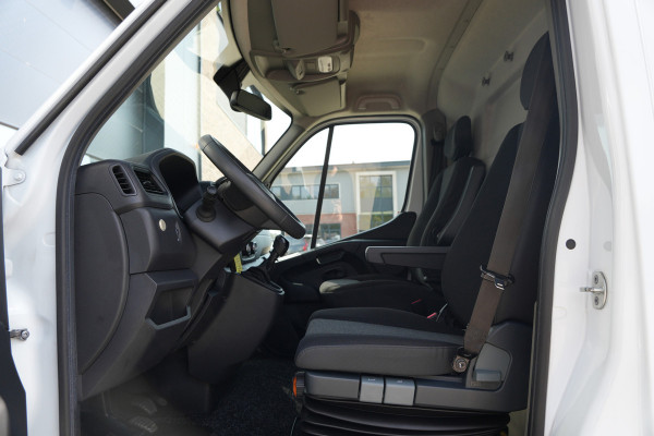 Renault Master T35 2.3 dCi 150 L3H2 Energy 150pk - Geveerde stoel - Camera - Cruise - Airco - Rijklaar