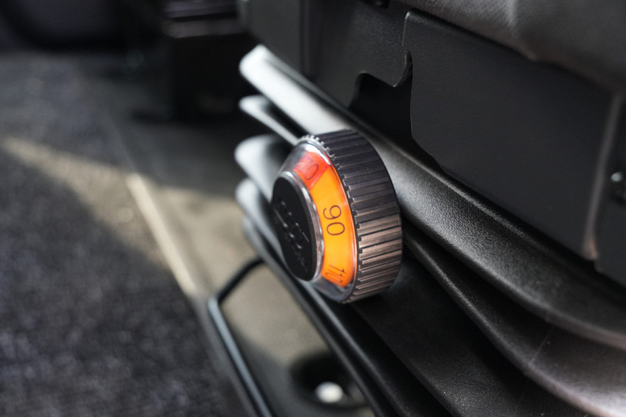 Renault Master T35 2.3 dCi 150 L3H2 Energy 150pk - Geveerde stoel - Camera - Cruise - Airco - Rijklaar