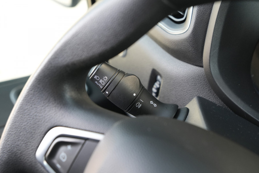 Renault Master T35 2.3 dCi 150 L3H2 Energy 150pk - Geveerde stoel - Camera - Cruise - Airco - Rijklaar