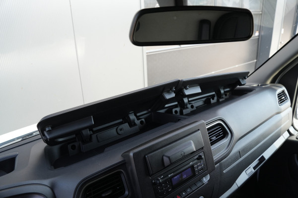 Renault Master T35 2.3 dCi 150 L3H2 Energy 150pk - Geveerde stoel - Camera - Cruise - Airco - Rijklaar