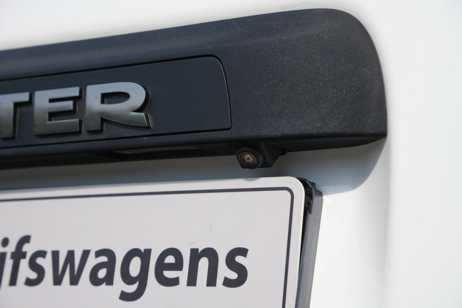 Renault Master T35 2.3 dCi 150 L3H2 Energy 150pk - Geveerde stoel - Camera - Cruise - Airco - Rijklaar