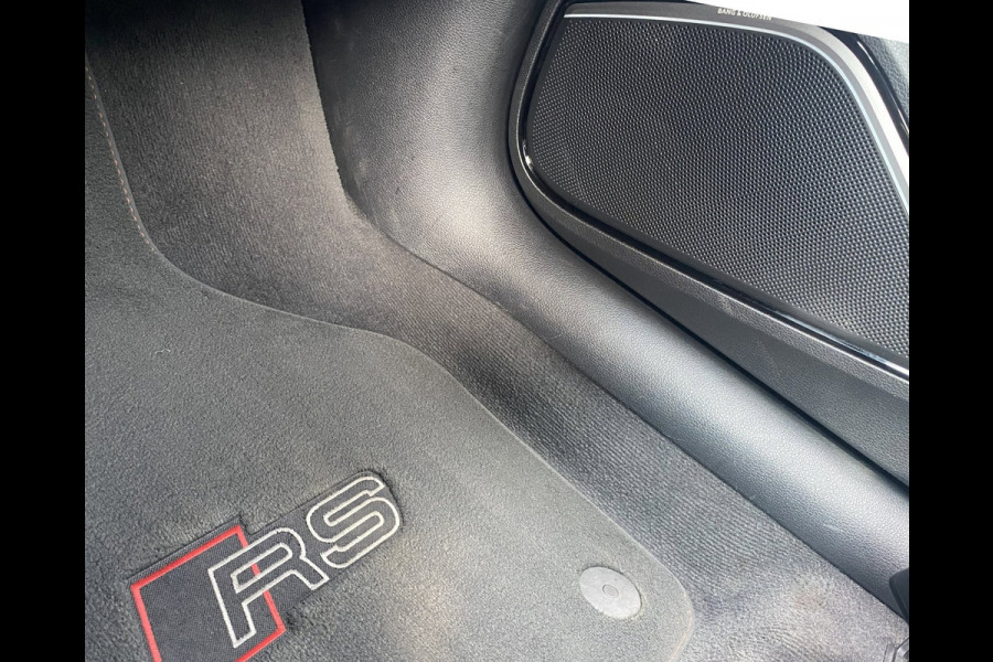 Audi RS 3 SPORTBACK 2.5 TFSI RS 3 quattro / Pano/ B&O/ VC/ Matrix/ Ambiente/ Privacy/ Keyless