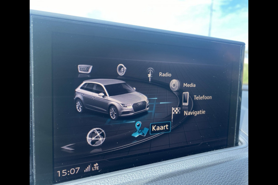 Audi RS 3 SPORTBACK 2.5 TFSI RS 3 quattro / Pano/ B&O/ VC/ Matrix/ Ambiente/ Privacy/ Keyless