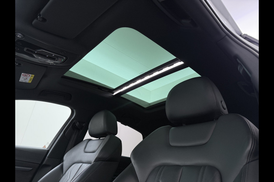 Audi e-tron Sportback 55 Quattro 408pk 95kWh SOH 90% Panorama-Schuifdak Leder Bang&Olufsen®-Audio Apple Carplay Android Auto Adap.Cruise Camera Navi L Elek.Stoelen+Memory+Verwarmd Lmv 20" Elek.Achterklep Virtual Cockpit Led Isofix DAB Bluetooth Privacy Glas Origineel Nederlandse Auto Nieuwprijs €93.721,-