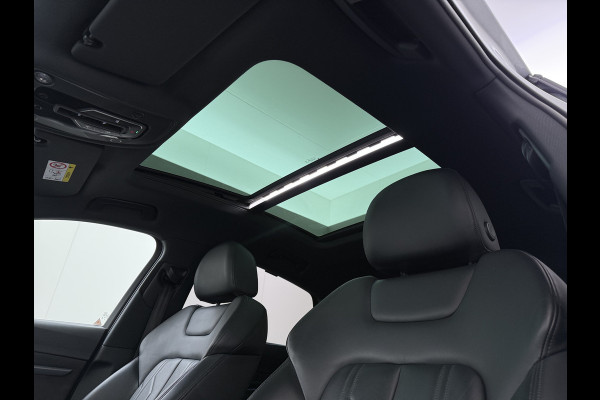 Audi e-tron Sportback 55 Quattro 408pk 95kWh SOH 90% Panorama-Schuifdak Leder Bang&Olufsen®-Audio Apple Carplay Android Auto Adap.Cruise Camera Navi L Elek.Stoelen+Memory+Verwarmd Lmv 20" Elek.Achterklep Virtual Cockpit Led Isofix DAB Bluetooth Privacy Glas Origineel Nederlandse Auto Nieuwprijs €93.721,-