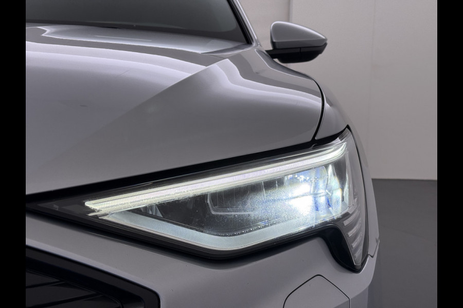Audi e-tron Sportback 55 Quattro 408pk 95kWh SOH 90% Panorama-Schuifdak Leder Bang&Olufsen®-Audio Apple Carplay Android Auto Adap.Cruise Camera Navi L Elek.Stoelen+Memory+Verwarmd Lmv 20" Elek.Achterklep Virtual Cockpit Led Isofix DAB Bluetooth Privacy Glas Origineel Nederlandse Auto Nieuwprijs €93.721,-