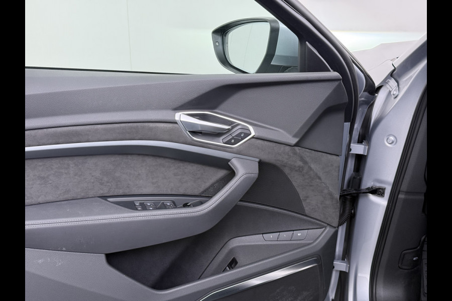 Audi e-tron Sportback 55 Quattro 408pk 95kWh SOH 90% Panorama-Schuifdak Leder Bang&Olufsen®-Audio Apple Carplay Android Auto Adap.Cruise Camera Navi L Elek.Stoelen+Memory+Verwarmd Lmv 20" Elek.Achterklep Virtual Cockpit Led Isofix DAB Bluetooth Privacy Glas Origineel Nederlandse Auto Nieuwprijs €93.721,-