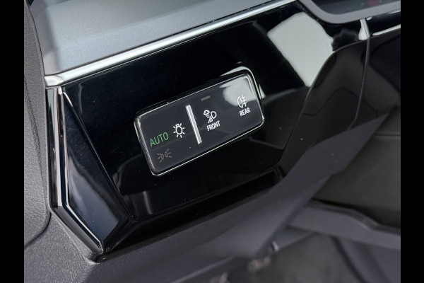 Audi e-tron Sportback 55 Quattro 408pk 95kWh SOH 90% Panorama-Schuifdak Leder Bang&Olufsen®-Audio Apple Carplay Android Auto Adap.Cruise Camera Navi L Elek.Stoelen+Memory+Verwarmd Lmv 20" Elek.Achterklep Virtual Cockpit Led Isofix DAB Bluetooth Privacy Glas Origineel Nederlandse Auto Nieuwprijs €93.721,-