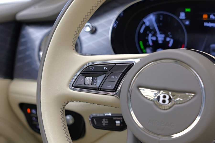 Bentley Bentayga 3.0 V6 Hybrid |Naim|Panorama|Carbon|BTW|PPF|