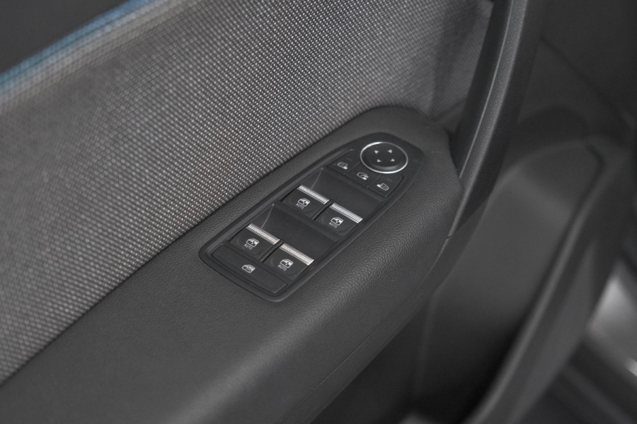 Renault Captur 1.6 E-Tech full hybrid 145 techno | Camera | Navigatie | Apple Carplay | Parkeersensoren