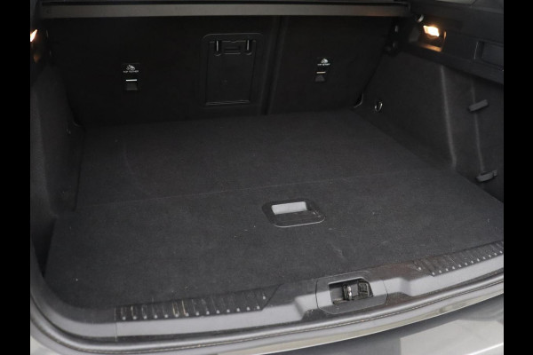 Ford Focus 1.5 EcoBoost ST Line X | Trekhaak | B&O Sound | Camera | Carplay | Navigatie | Climate control | Full LED | Keyless | Cruise control | Bluetooth | Digital Cockpit