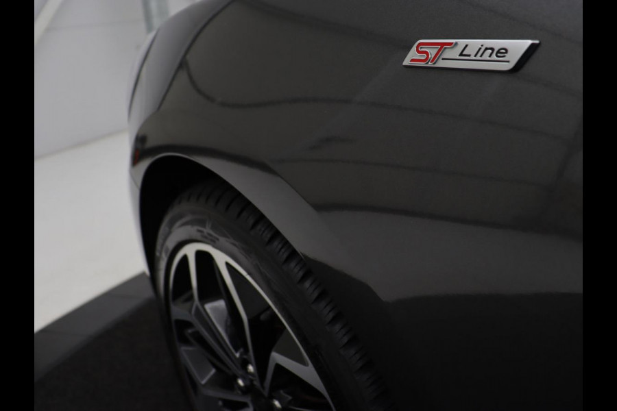 Ford Focus 1.5 EcoBoost ST Line X | Trekhaak | B&O Sound | Camera | Carplay | Navigatie | Climate control | Full LED | Keyless | Cruise control | Bluetooth | Digital Cockpit