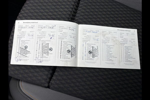 Opel Crossland X 1.2 Turbo 110 Pk Innovation | Trekhaak afnb. | Keyless | Dodehoek sensoren | Prijs Rijklaar!!