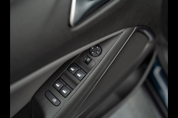 Opel Crossland X 1.2 Turbo 110 Pk Innovation | Trekhaak afnb. | Keyless | Dodehoek sensoren | Prijs Rijklaar!!