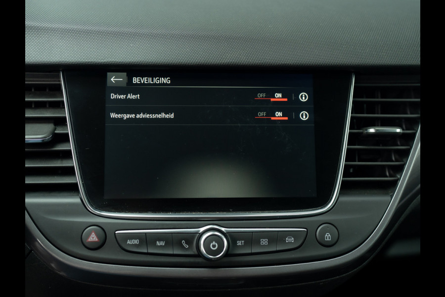 Opel Crossland X 1.2 Turbo 110 Pk Innovation | Trekhaak afnb. | Keyless | Dodehoek sensoren | Prijs Rijklaar!!