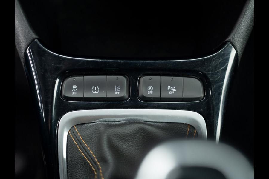 Opel Crossland X 1.2 Turbo 110 Pk Innovation | Trekhaak afnb. | Keyless | Dodehoek sensoren | Prijs Rijklaar!!
