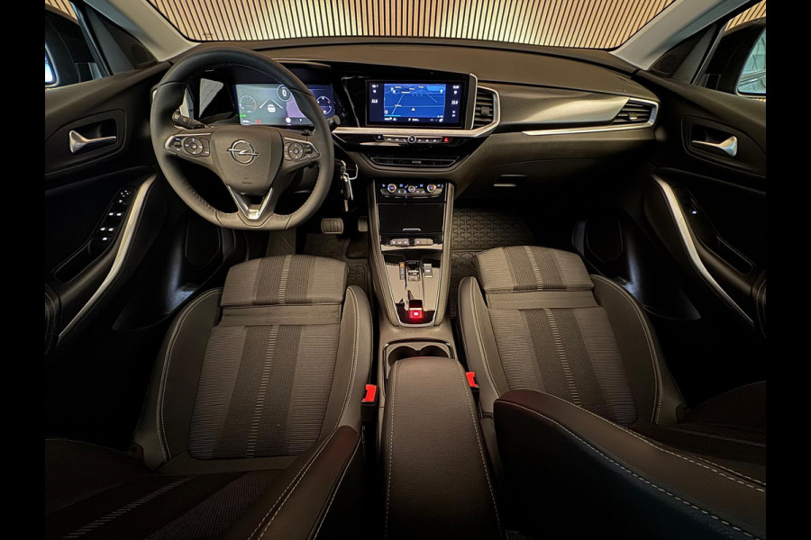 Opel Grandland 1.2 Turbo 130PK Aut. GS | Navi | Camera | Adapt. Cruise | Stoel- Stuur- & Voorruit verwarming | Incl. garantie