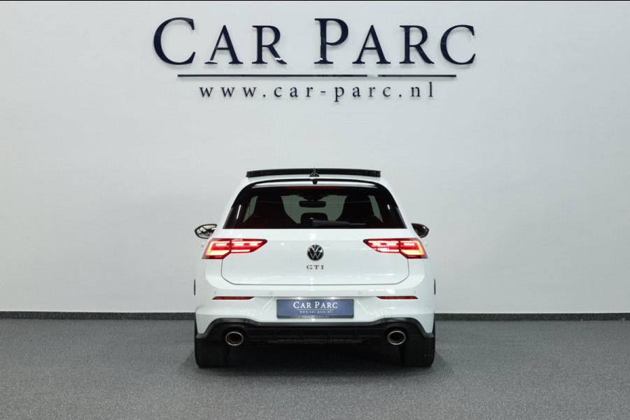 Volkswagen Golf 2.0 TSI GTI Clubsport 301+PK LED+IQ/PANO/HALF LEER+ALCANTARA+S.VERWARMING/19"/CAM/LINE/ACC/ECC/12 MND GARANTIE!