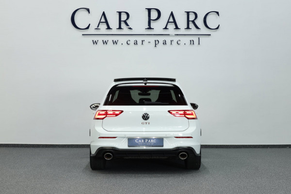 Volkswagen Golf 2.0 TSI GTI Clubsport 301+PK LED+IQ/PANO/HALF LEER+ALCANTARA+S.VERWARMING/19"/CAM/LINE/ACC/ECC/12 MND GARANTIE!