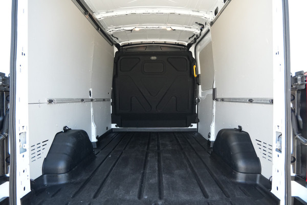 Ford Transit 350 2.0 TDCI L3H2 Trend 130pk - Cruise - Camera - Airco - PDC - Carplay/Android - Rijklaar