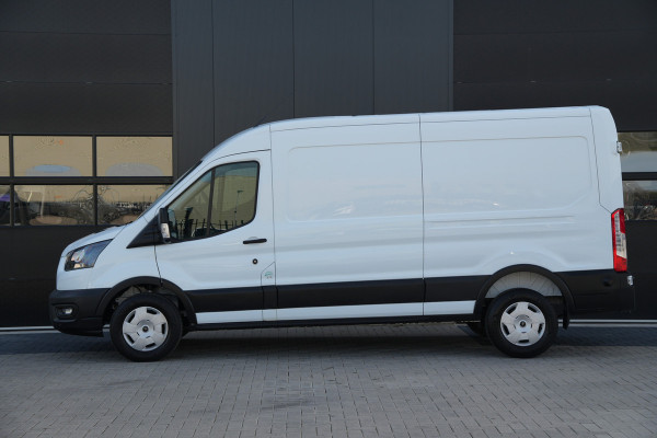 Ford Transit 350 2.0 TDCI L3H2 Trend 130pk - Cruise - Camera - Airco - PDC - Carplay/Android - Rijklaar