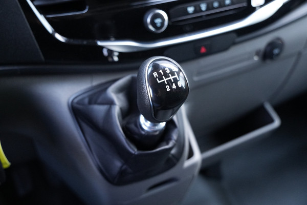 Ford Transit 350 2.0 TDCI L3H2 Trend 130pk - Cruise - Camera - Airco - PDC - Carplay/Android - Rijklaar