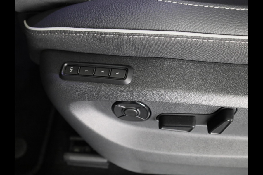 Škoda Kodiaq 1.5 TSI PHEV Sportline Business | Panoramadak | Trekhaak | Elektr. bestuurdersstoel | Blind Spot |