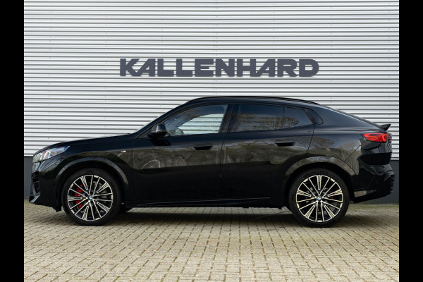 BMW X2 sDrive20i M-Sport Pro - Pano - M-Zetels - Trekhaak - Harman Kardon