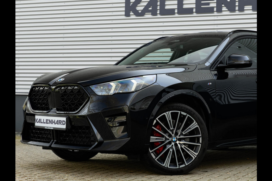 BMW X2 sDrive20i M-Sport Pro - Pano - M-Zetels - Trekhaak - Harman Kardon