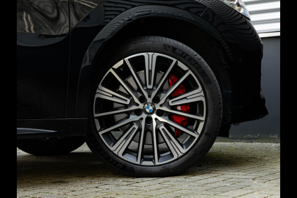 BMW X2 sDrive20i M-Sport Pro - Pano - M-Zetels - Trekhaak - Harman Kardon