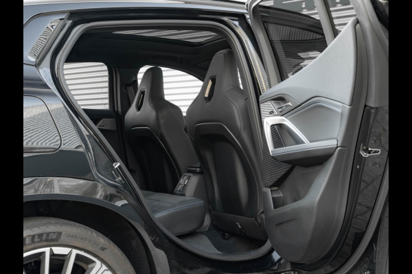 BMW X2 sDrive20i M-Sport Pro - Pano - M-Zetels - Trekhaak - Harman Kardon
