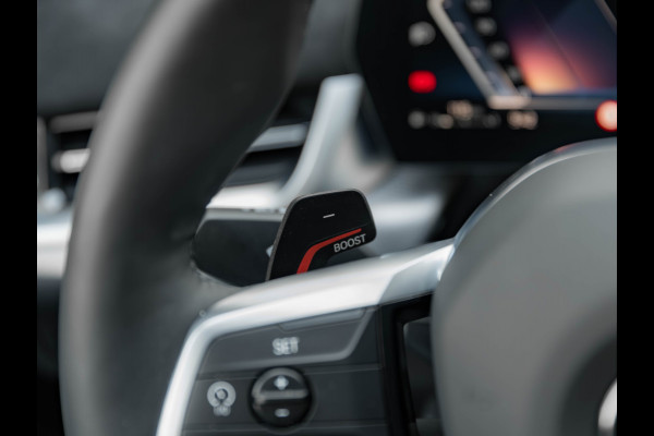 BMW X2 sDrive20i M-Sport Pro - Pano - M-Zetels - Trekhaak - Harman Kardon