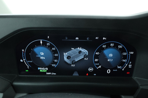 Volkswagen E-Transporter 32 L2H1 64 kWh Lengte 2, 283PK, nieuwstaat