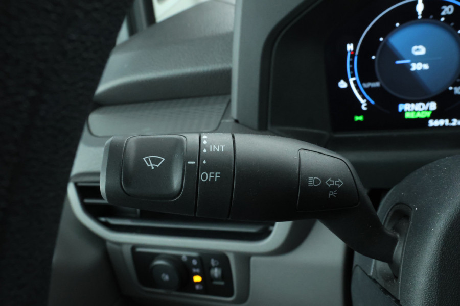 Volkswagen E-Transporter 32 L2H1 64 kWh Lengte 2, 283PK, nieuwstaat