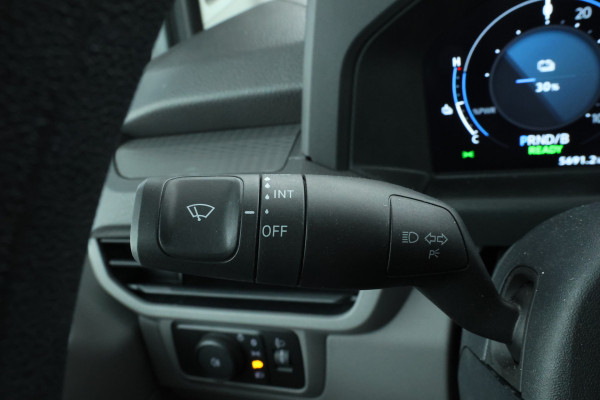 Volkswagen E-Transporter 32 L2H1 64 kWh Lengte 2, 283PK, nieuwstaat