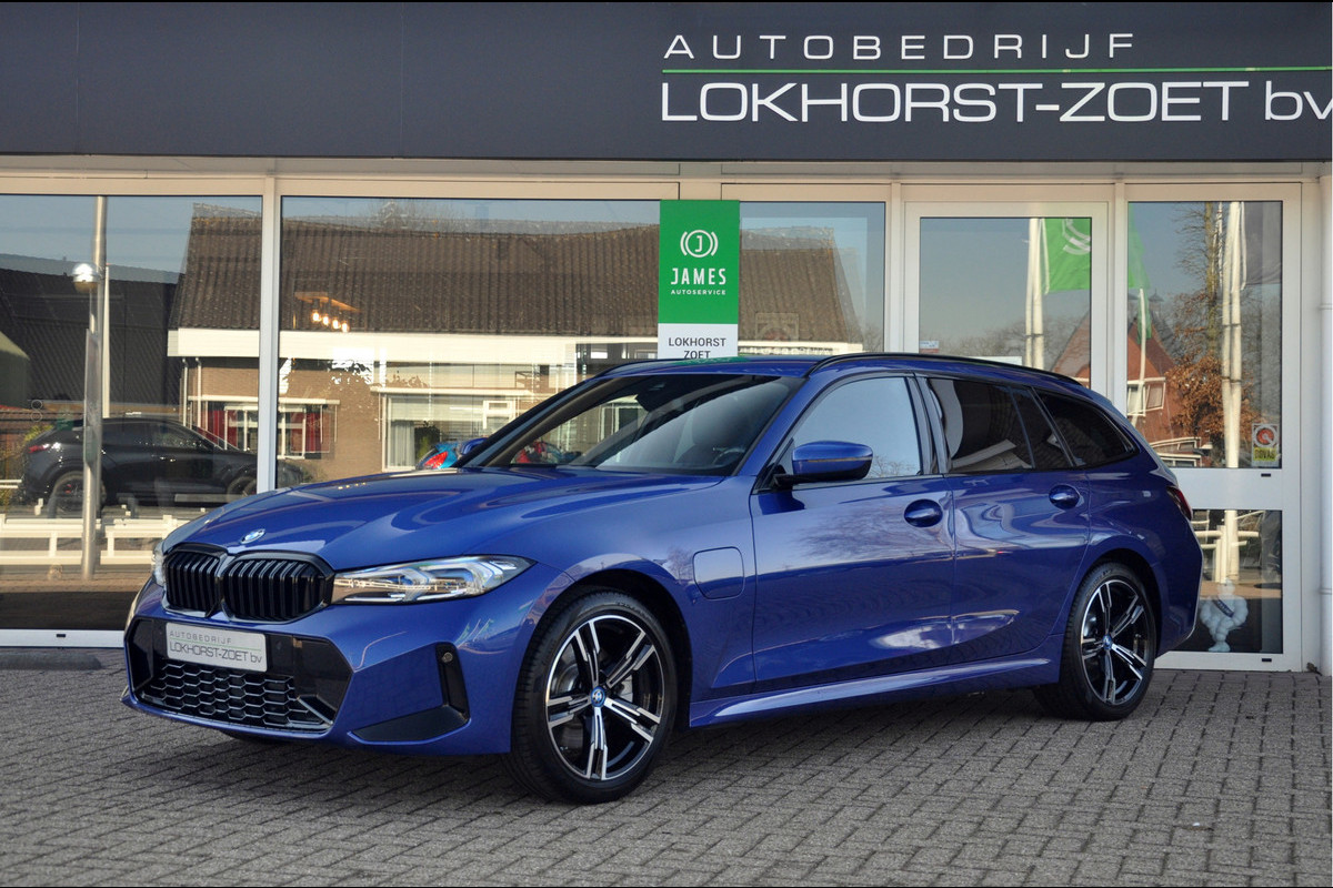 BMW 3 Serie Touring 330e M-Sport | HUD | Trekhaak | Garantie t/m 15-01-2029!