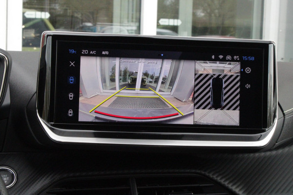 Peugeot e-208 EV GT 156PK 51 kWh | WARMTEPOMP | ALCANTARA "EXECUTIVE INTERIOR" (STOEL VERWARMING/ELEKTRISCH VERSTELBARE BESTUUDERSSTOEL MET MASSAGE FUNCTIE/ALCANTARA BEKLEDING | METAALLAK "JAUNE AGUENDA" | DRIVE ASSIST PLUS PACK (ADAPTIVE CRUISE CONTROL/STOP & GO FUNCTIE/LANE KEEPING/POSITIONING ASSIST) | 17" LICHTMETALEN VELGEN "YANAKA" | SFEER VERLICHTING IN 8 KLEUREN | KEYLESS ENTRY/START | DRAADLOZE APPLE CARPLAY/ANDROID AUTO | DRAADLOZE TELEFOONLADER | VISION & NAVIGATION PACK (NAVIGATIE/HD CAMERA VOOR EN ACHTER/DODEHOEK BEWAKING/INSTAPVERLICHTING | FULL LED KOPLAMPEN |