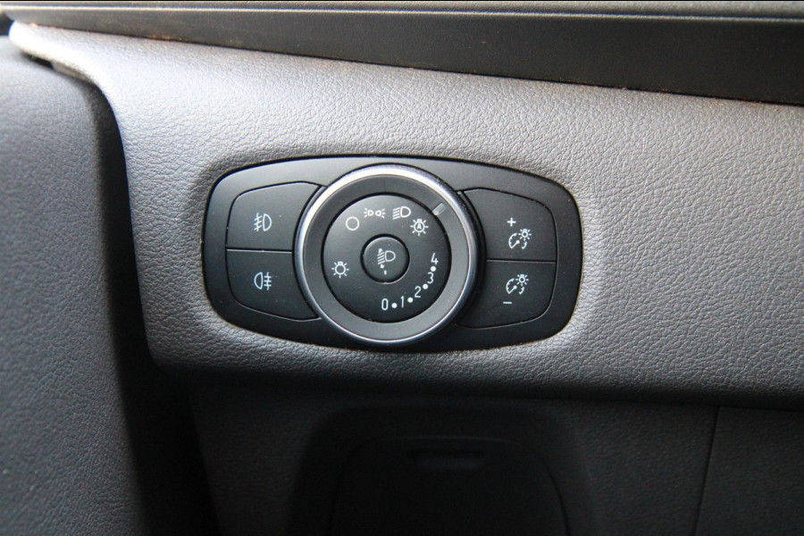 Ford Transit Custom 280 2.0 TDCI L1H1 Limited / Automaat 130PK / Camera / 3 zits