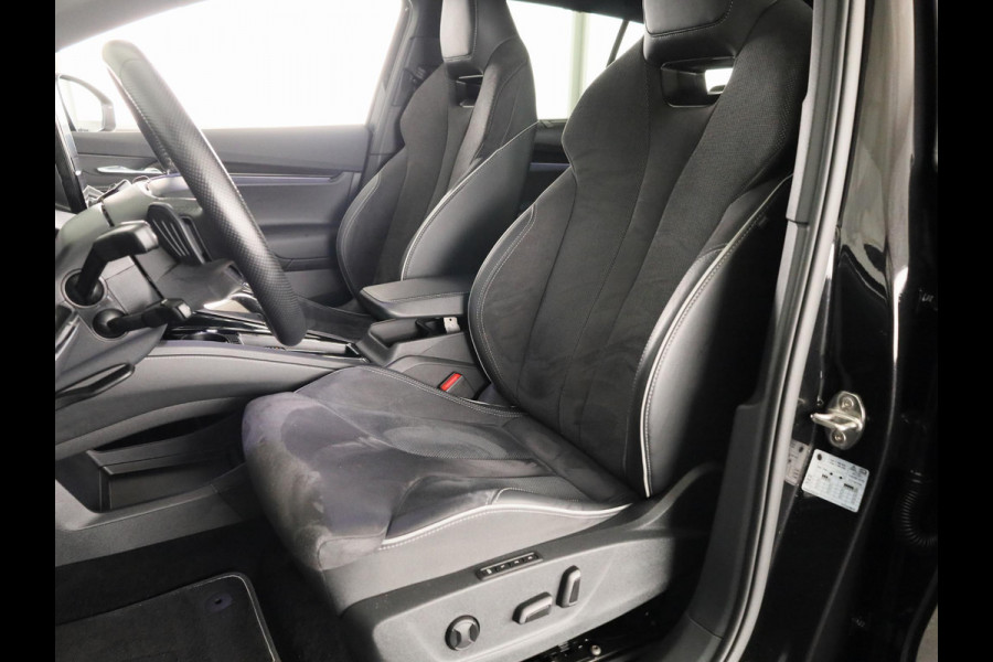 Škoda Enyaq 60 Sportline 180pk | Navigatie | 20 inch Lichtmetalen velgen | Elektrisch verstelbare voorstoel | Matrix Led | Parkeercamera | Stoelverwarming