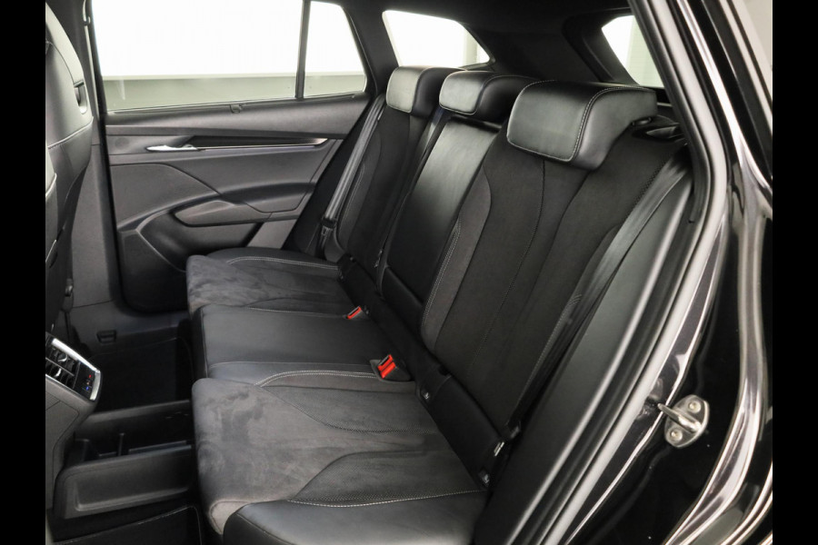 Škoda Enyaq 60 Sportline 180pk | Navigatie | 20 inch Lichtmetalen velgen | Elektrisch verstelbare voorstoel | Matrix Led | Parkeercamera | Stoelverwarming